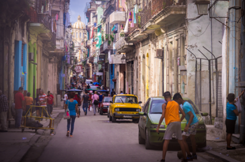 Web_19915035-streetscene-in-havana-cuba