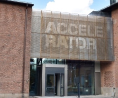 Accelerator ingång Ingången till konsthallen Accelerator.
